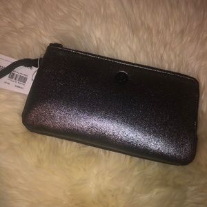 Lululemon wallet metallic
